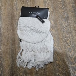 Tahari 2 Piece Beret and Scarf Gift Set NWT